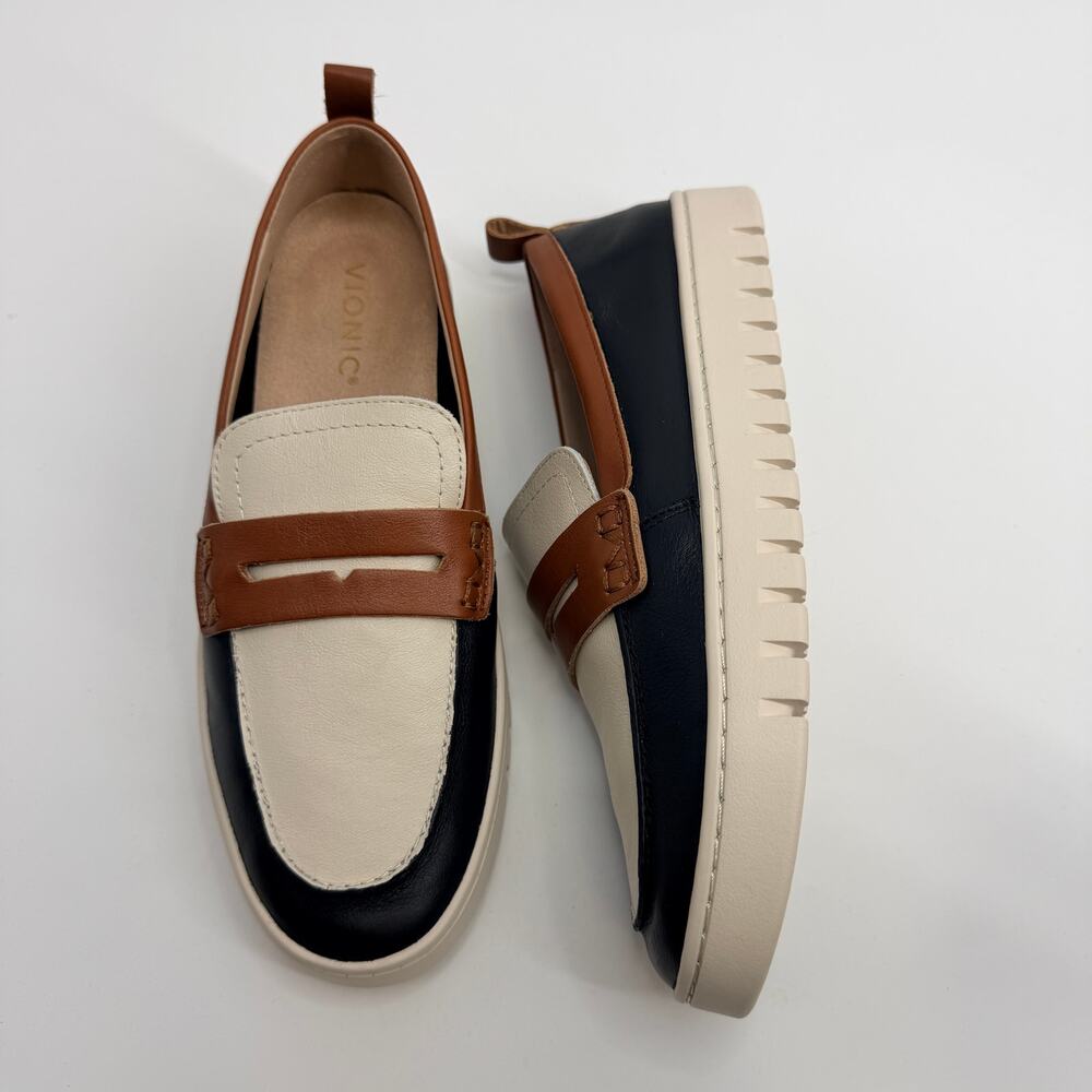 Vionic Uptown Hybrid Penny Loafer Leather Preppy Minimalist Career Shoe Womens 9